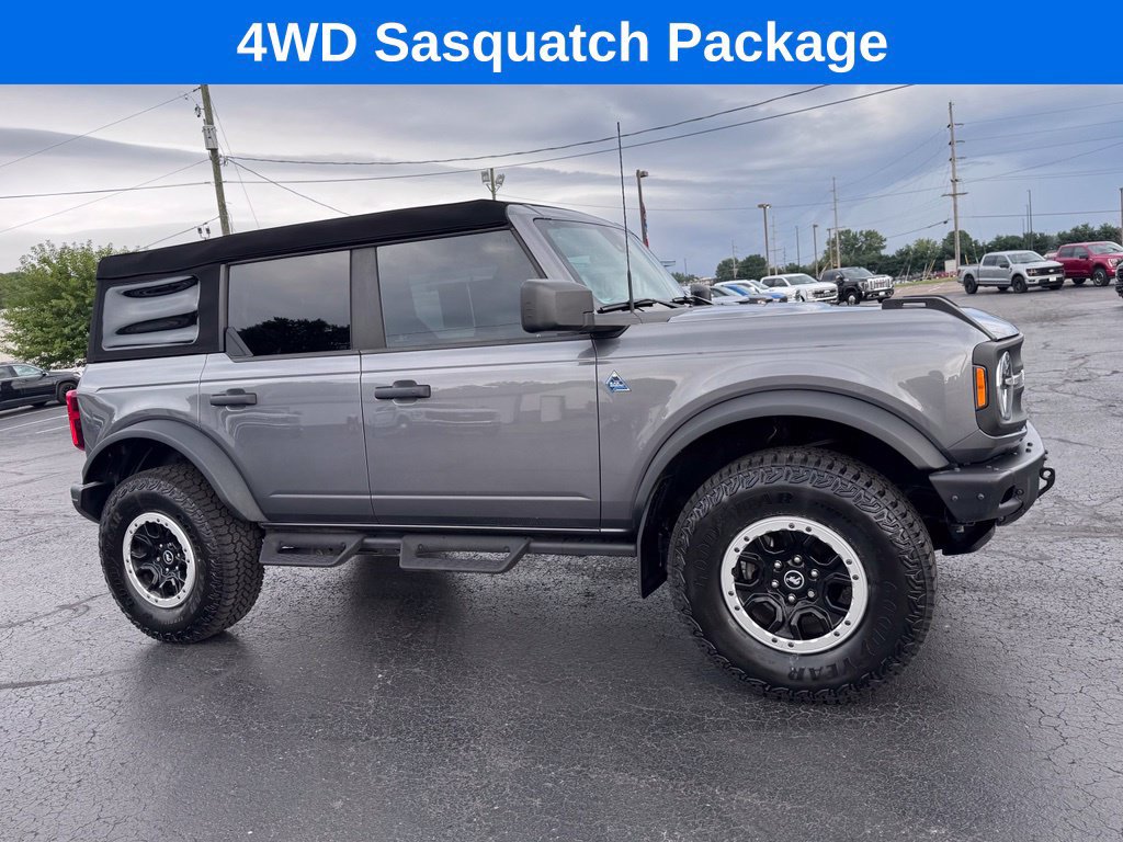 Used 2023 Ford Bronco Black Diamond w/ Sasquatch Package AWD/4WD image 1