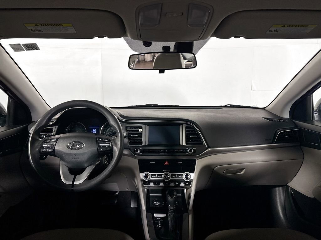 Used 2020 Hyundai Elantra SEL FWD image 12