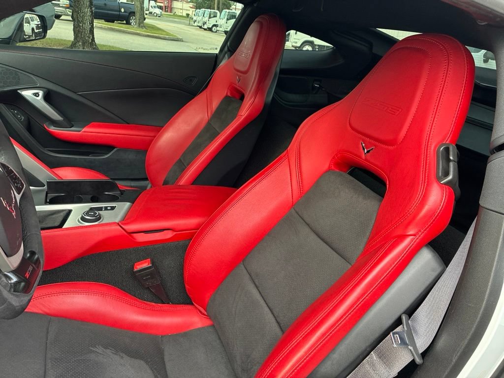 Used 2017 Chevrolet Corvette Z06 RWD image 17