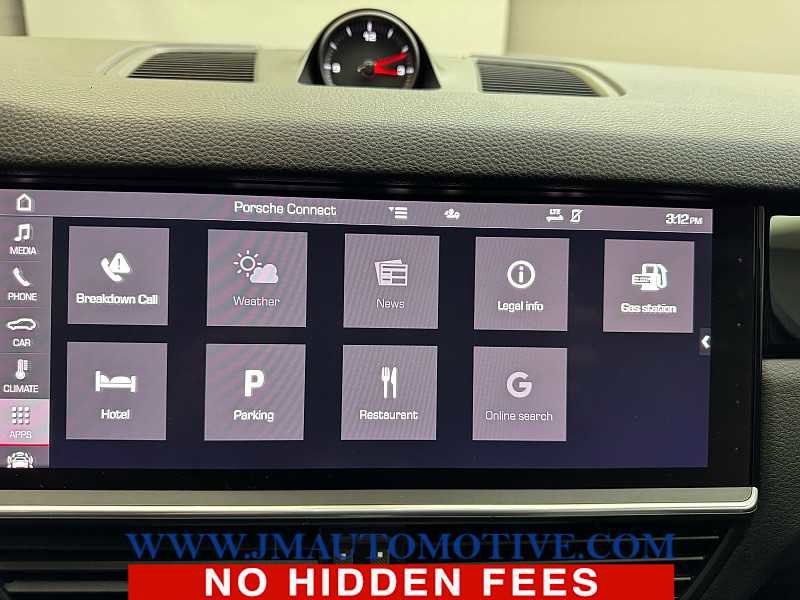 Used 2021 Porsche Cayenne image 29