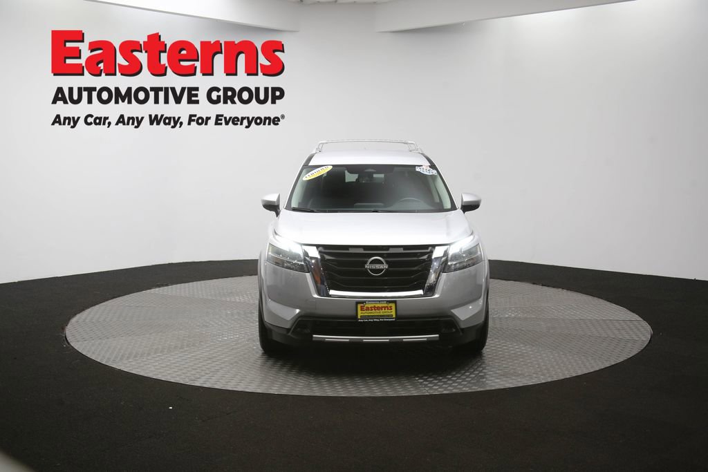 Used 2023 Nissan Pathfinder SL image 51