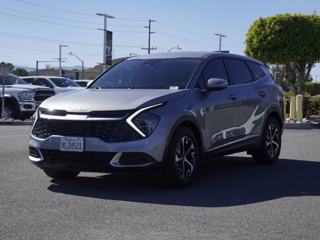 Used 2024 Kia Sportage EX image 8