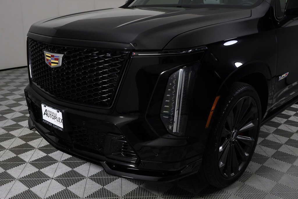 Used 2025 Cadillac Escalade V image 48