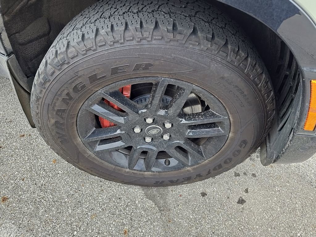 Certified 2023 Land Rover Defender 110 X image 11