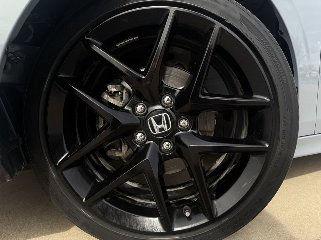 Used 2023 Honda Civic Sport image 9