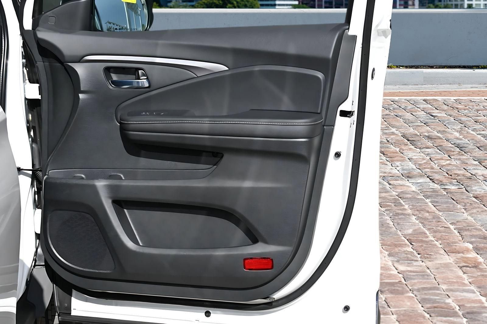 New 2026 Honda Ridgeline RTL image 11