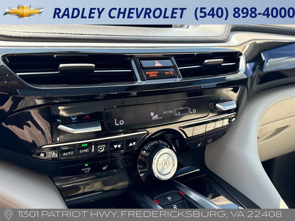 Used 2024 Acura MDX SH-AWD w/ Technology Package image 10
