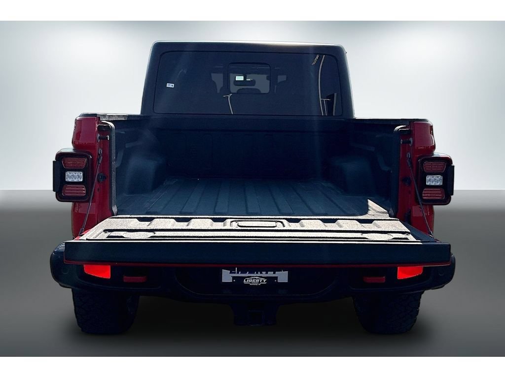 Used 2021 Jeep Gladiator Rubicon AWD/4WD image 7