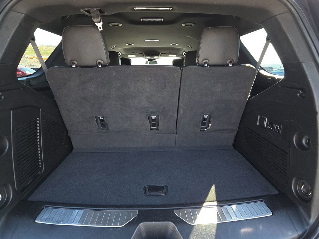 Used 2023 Chevrolet Tahoe Premier image 33