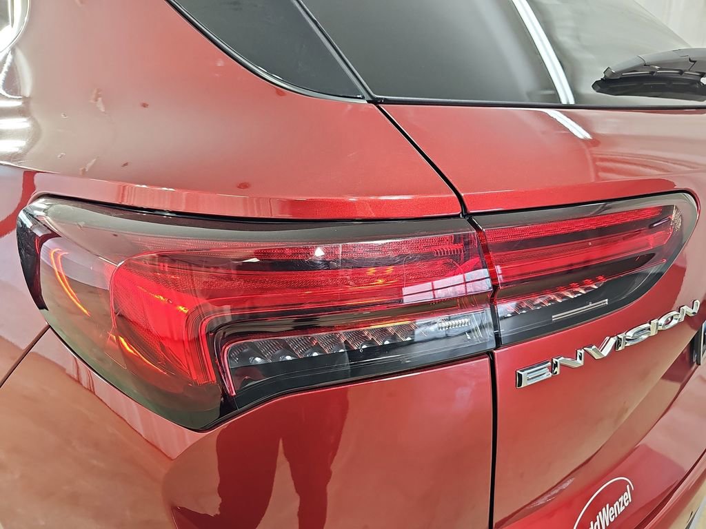 Used 2023 Buick Envision Essence image 40