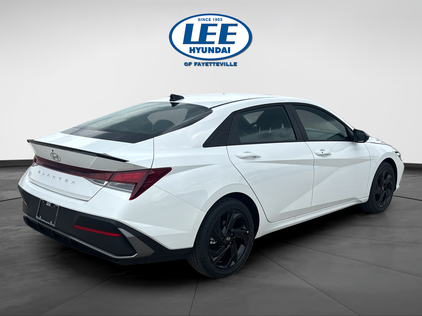 New 2026 Hyundai Elantra SEL Sport FWD image 3