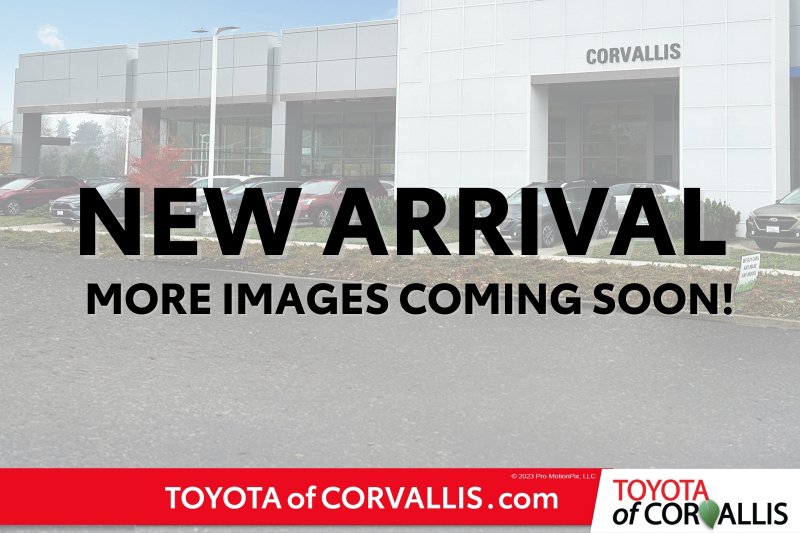 Used 2025 Subaru Ascent Premium AWD/4WD image 2