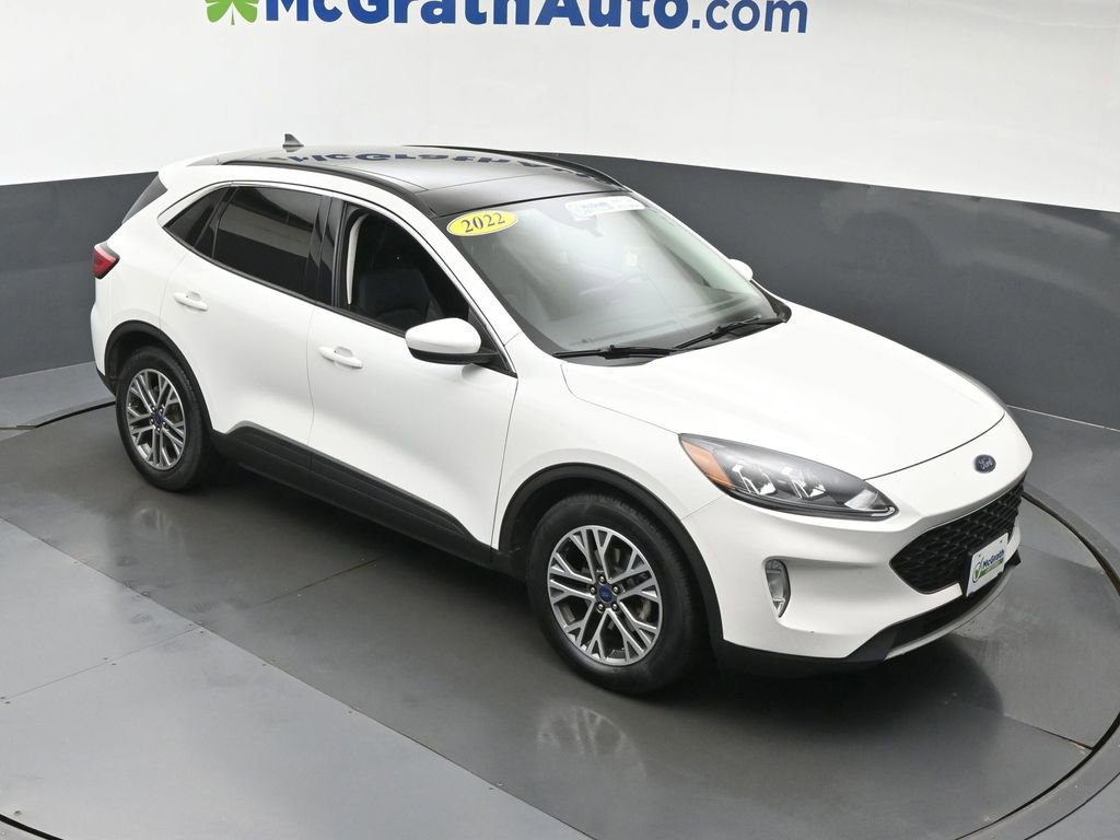 Used 2022 Ford Escape SEL w/ Technology Package FWD image 3