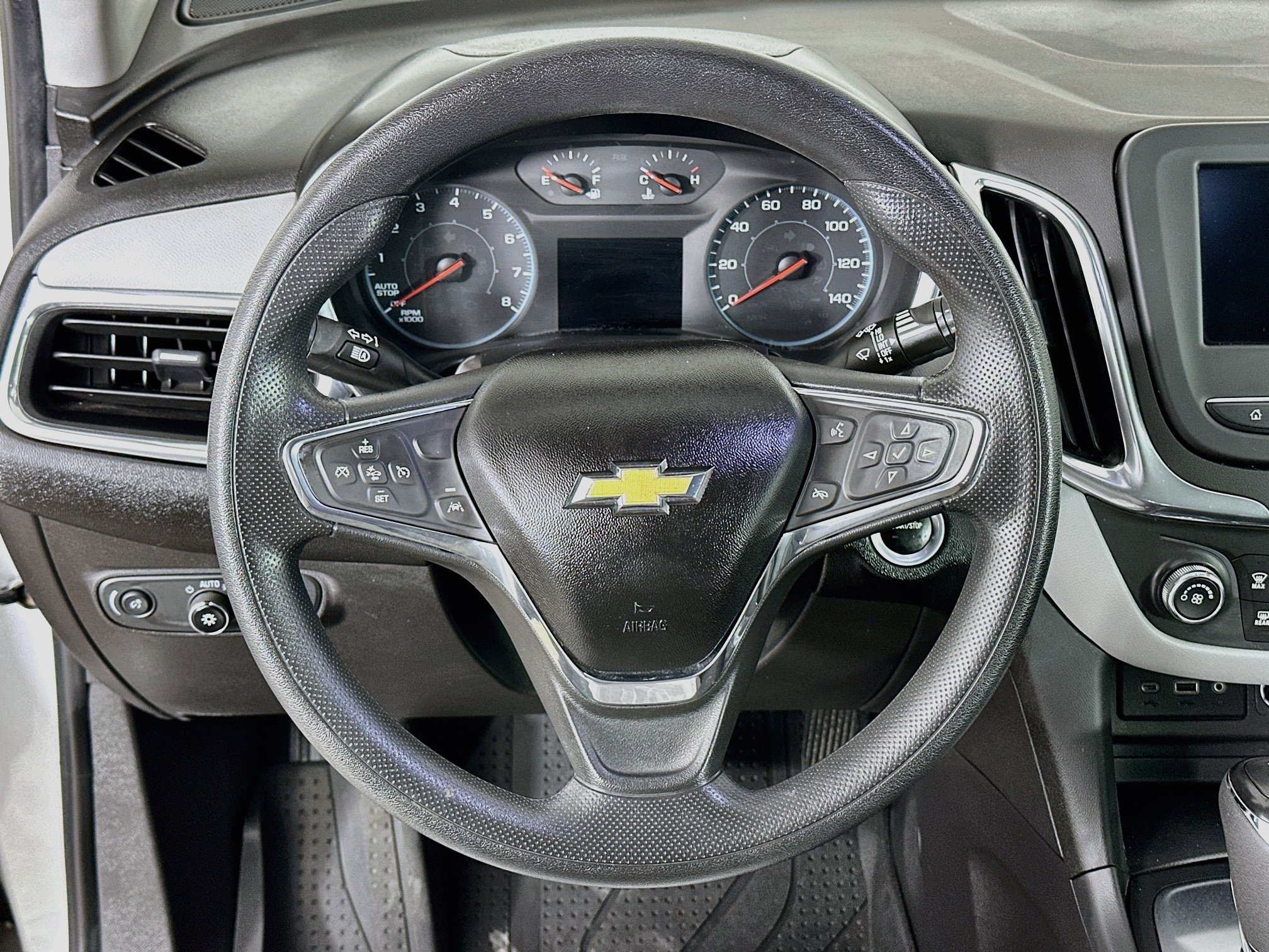 Used 2020 Chevrolet Equinox LS FWD image 18