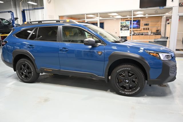 Used 2025 Subaru Outback Wilderness image 4