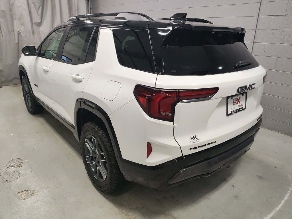 New 2026 GMC Terrain AT4 w/ Convenience Package III image 21