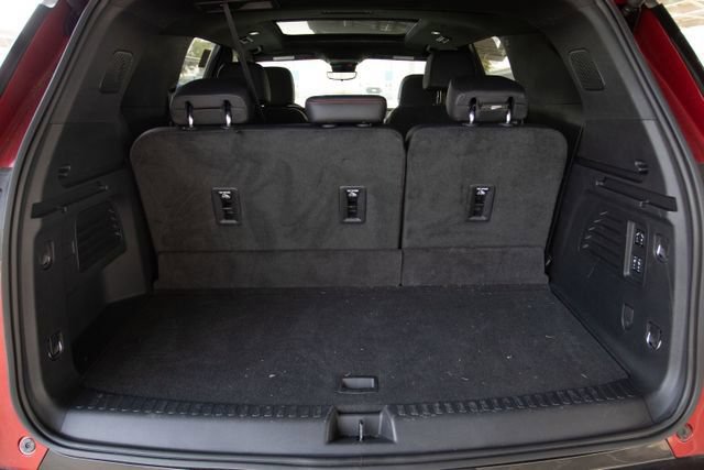 Used 2024 Chevrolet Traverse RS w/ LPO, Floor Liner Package AWD/4WD image 39