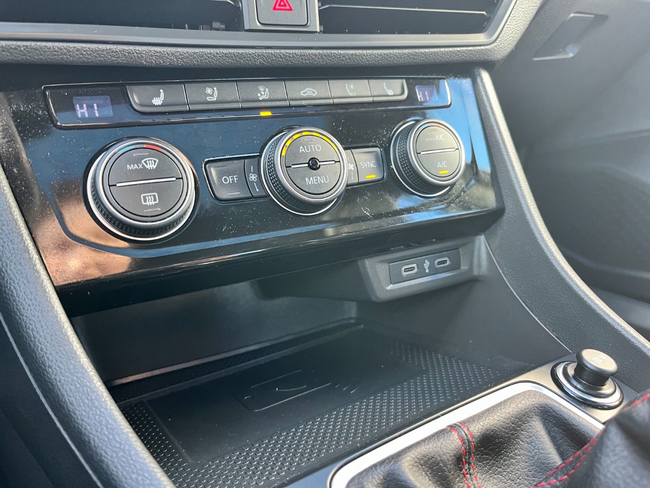 Used 2021 Volkswagen Jetta GLI Autobahn w/ GLI Autobahn Black Package image 27