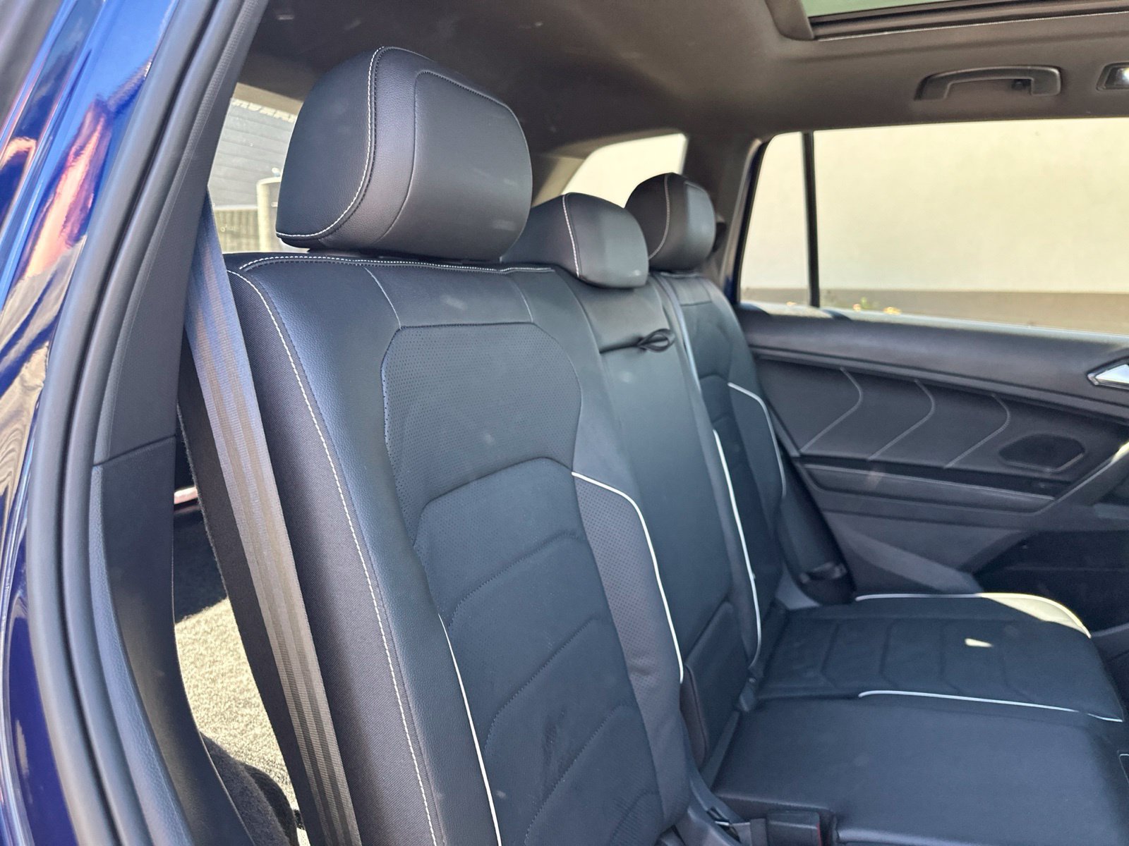 Certified 2024 Volkswagen Tiguan SEL R-Line w/ MDO Package, Two-Row AWD/4WD image 34