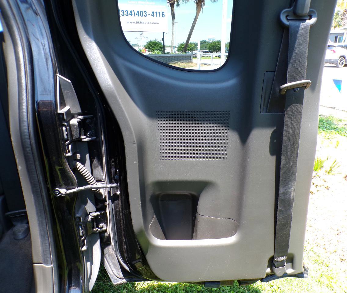 Used 2015 Nissan Frontier S w/ S Preferred Package RWD image 32