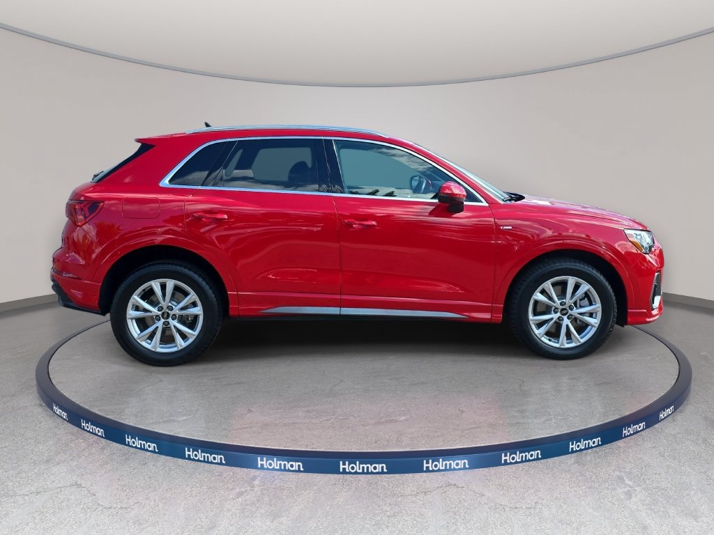 Certified 2022 Audi Q3 2.0T Premium AWD/4WD image 5