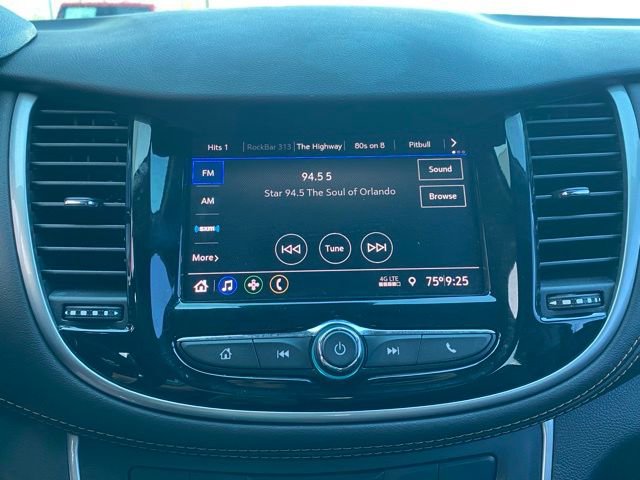 Used 2022 Chevrolet Trax LT image 21