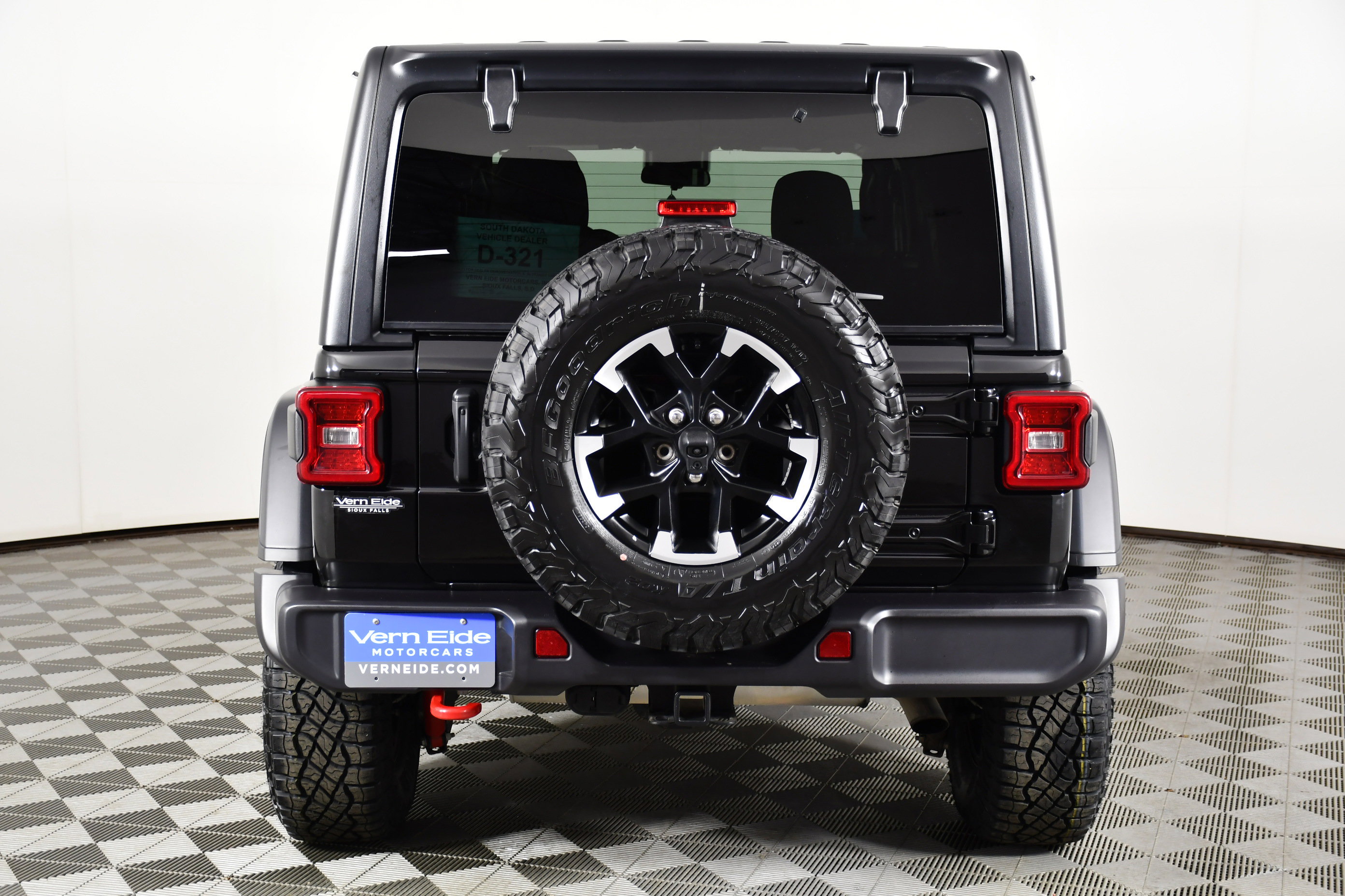 Used 2025 Jeep Wrangler Unlimited Rubicon image 6