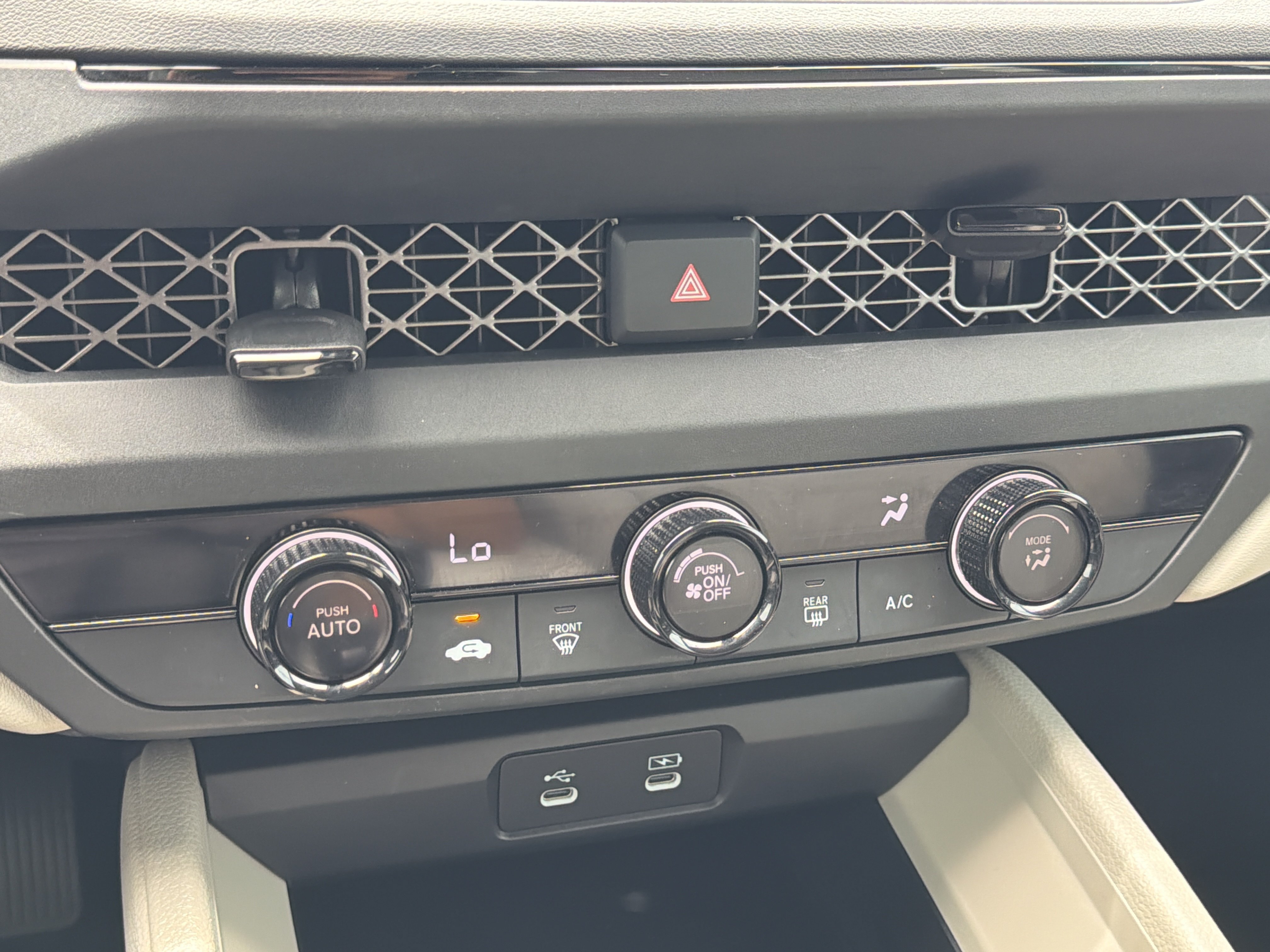 Used 2024 Honda Accord LX image 15