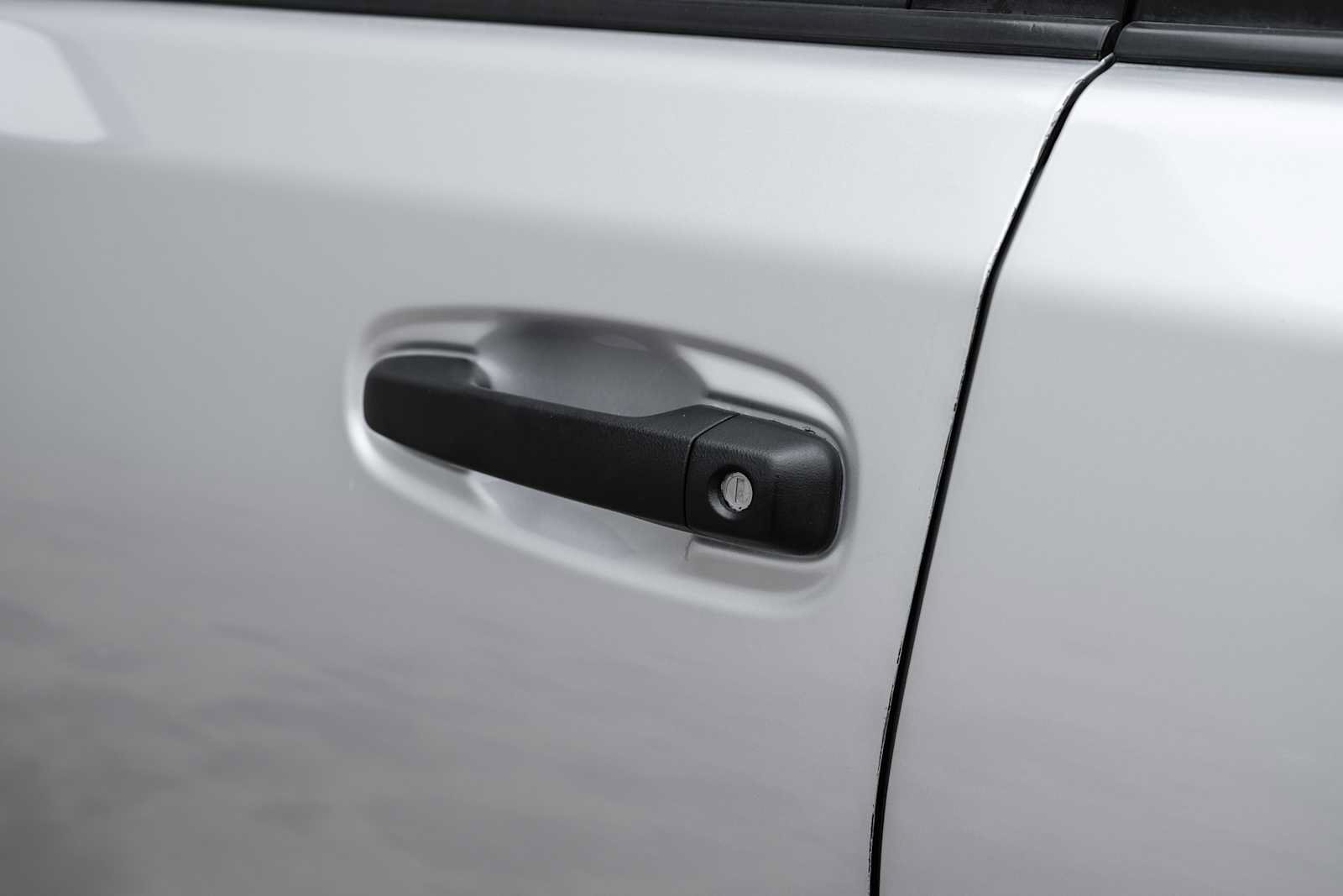 Used 2015 Toyota 4Runner Trail AWD/4WD image 39