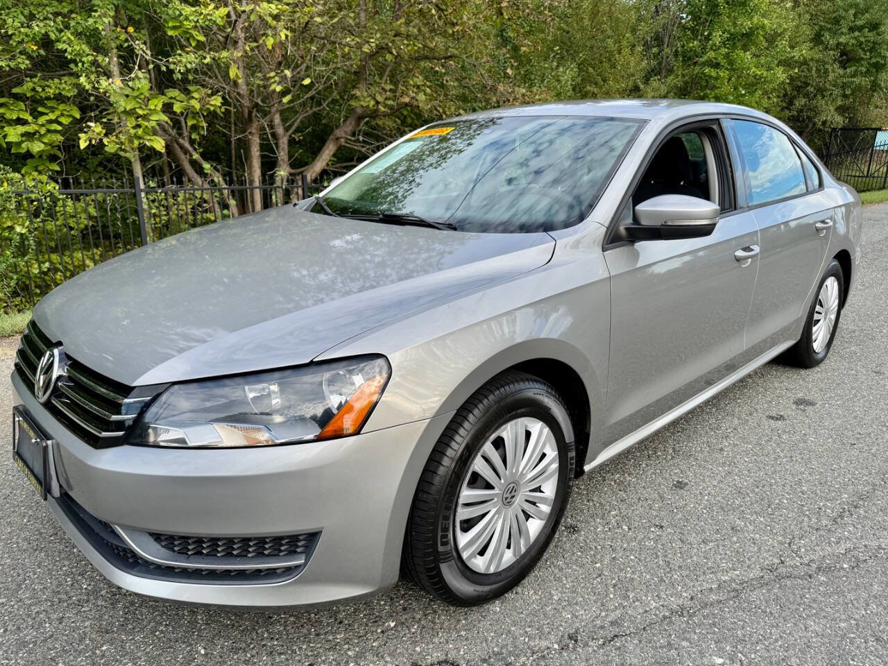 Used 2014 Volkswagen Passat 1.8T S image 18