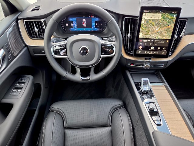 New 2027 Volvo XC60 B5 Ultra AWD/4WD image 12
