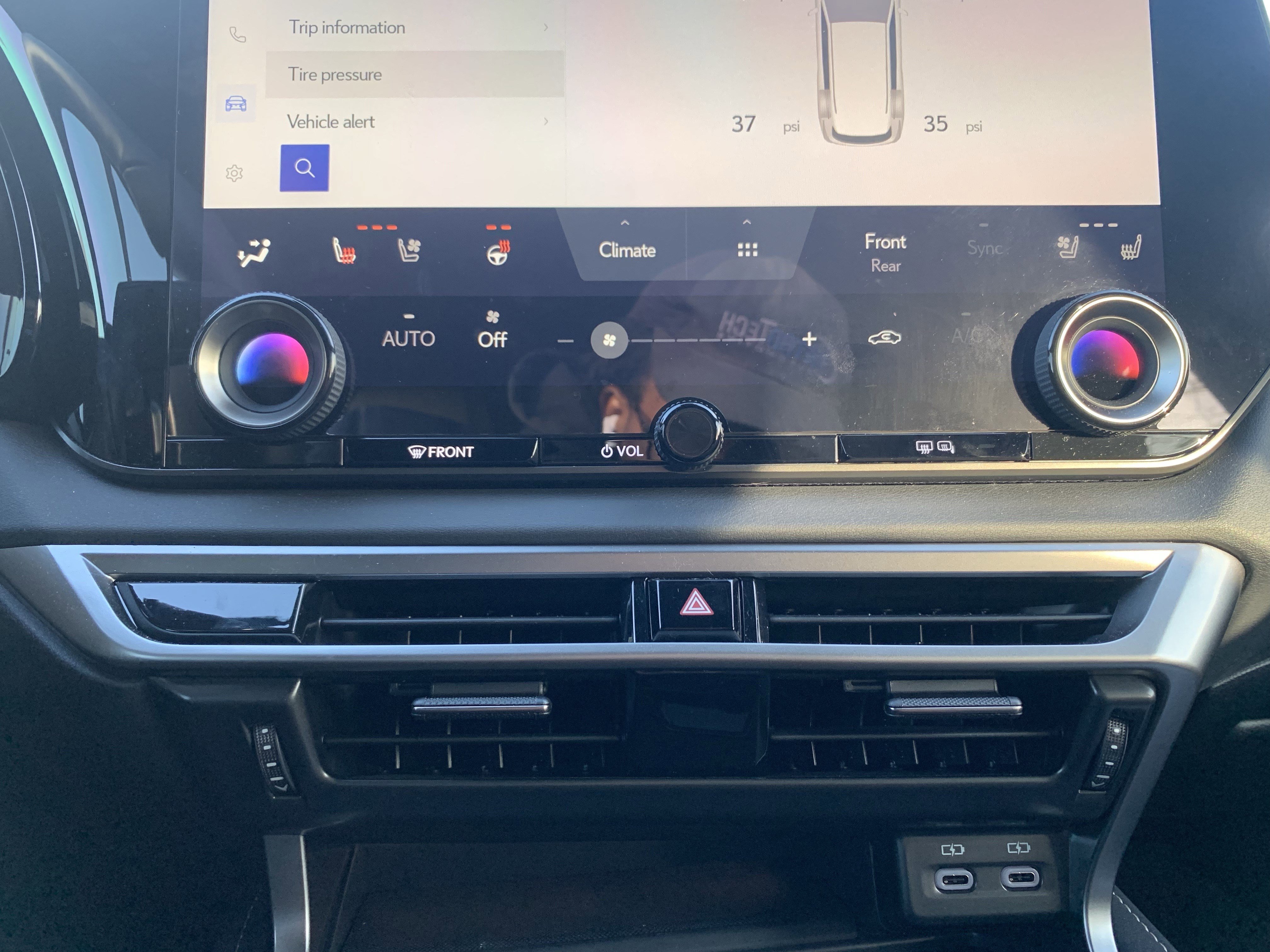 Used 2025 Lexus RX 350 Premium w/ Accessory Package image 29
