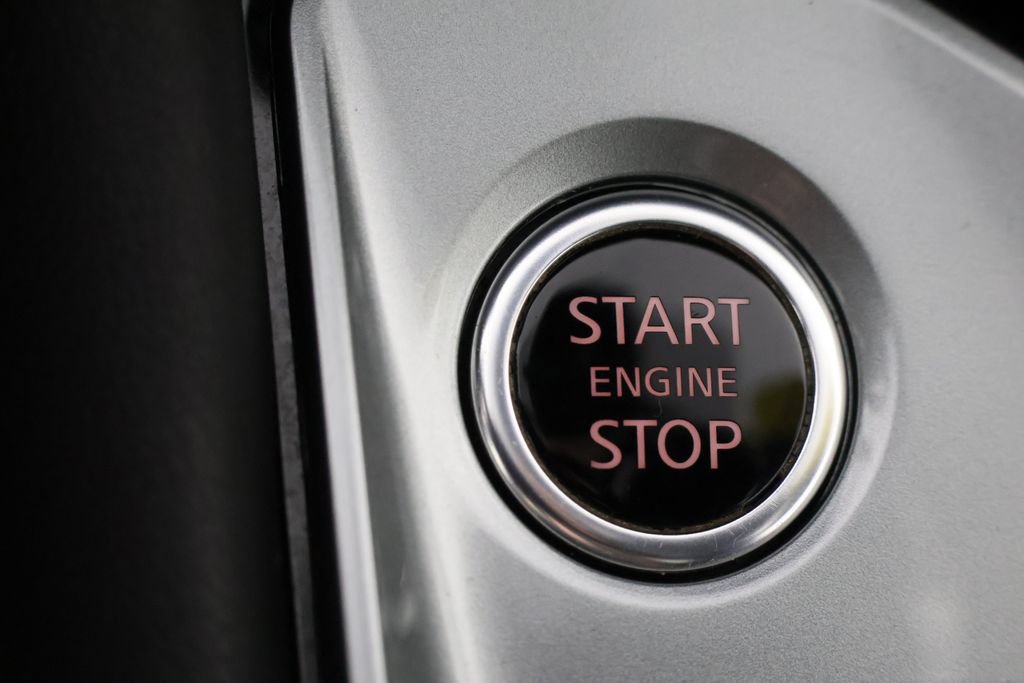 Used 2023 Nissan Altima 2.5 SV FWD image 16