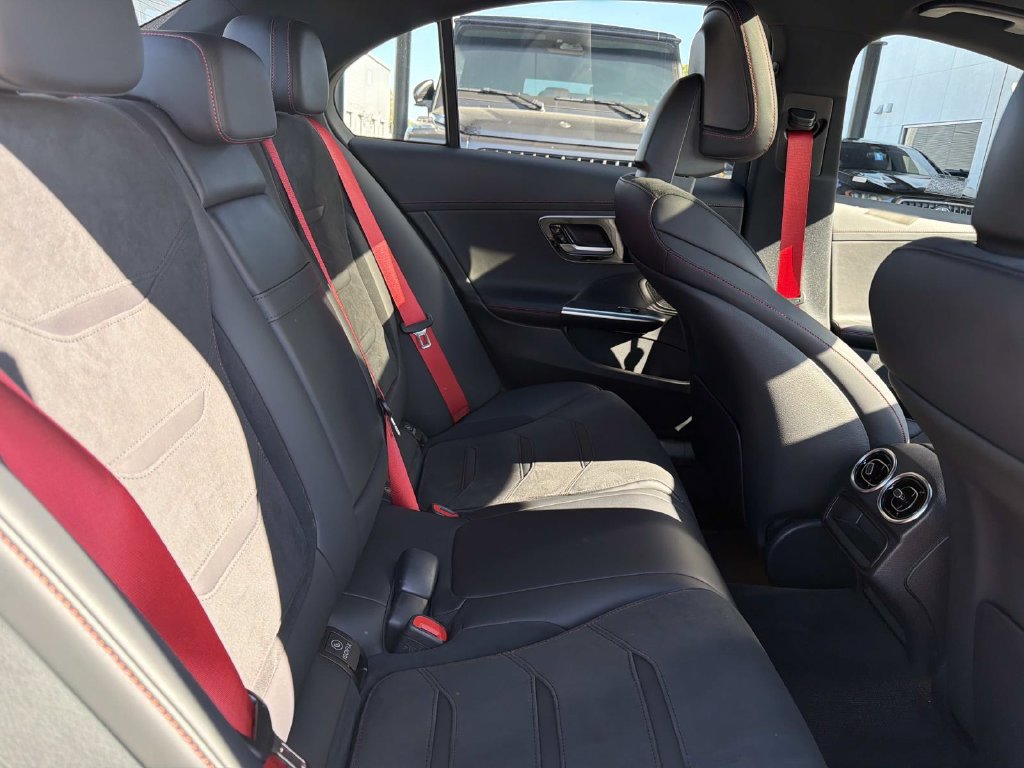 Used 2024 Mercedes-Benz C 43 AMG 4MATIC Sedan image 9
