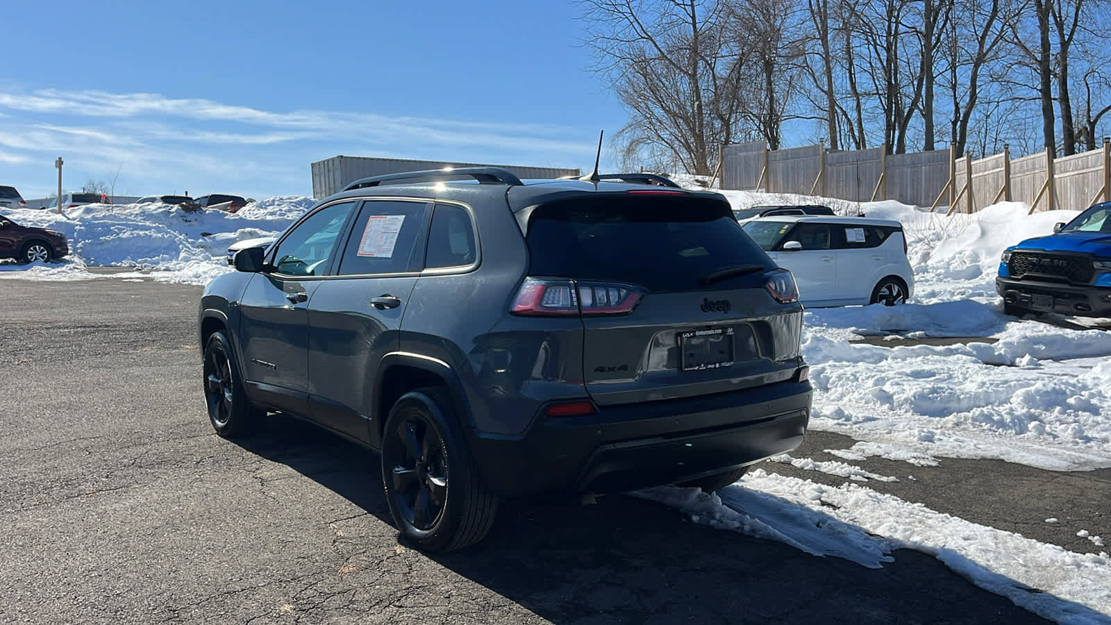 Certified 2023 Jeep Cherokee Altitude Lux w/ Lux Elite Package image 5