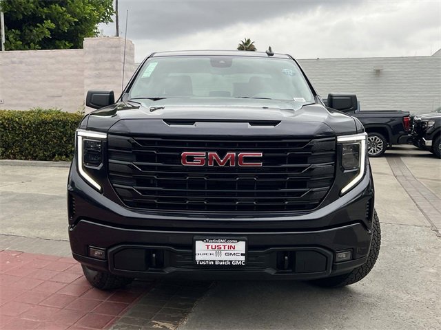 New 2026 GMC Sierra 1500 Elevation w/ LPO, Elevation Black Package image 8