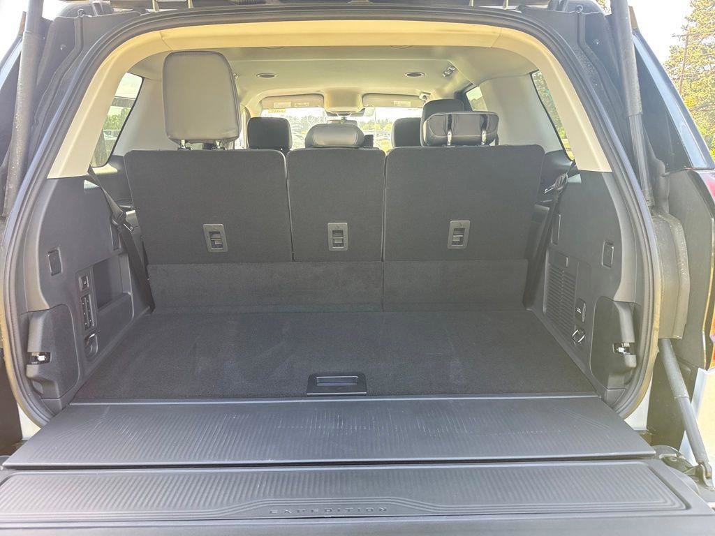 New 2026 Ford Expedition Active RWD image 47
