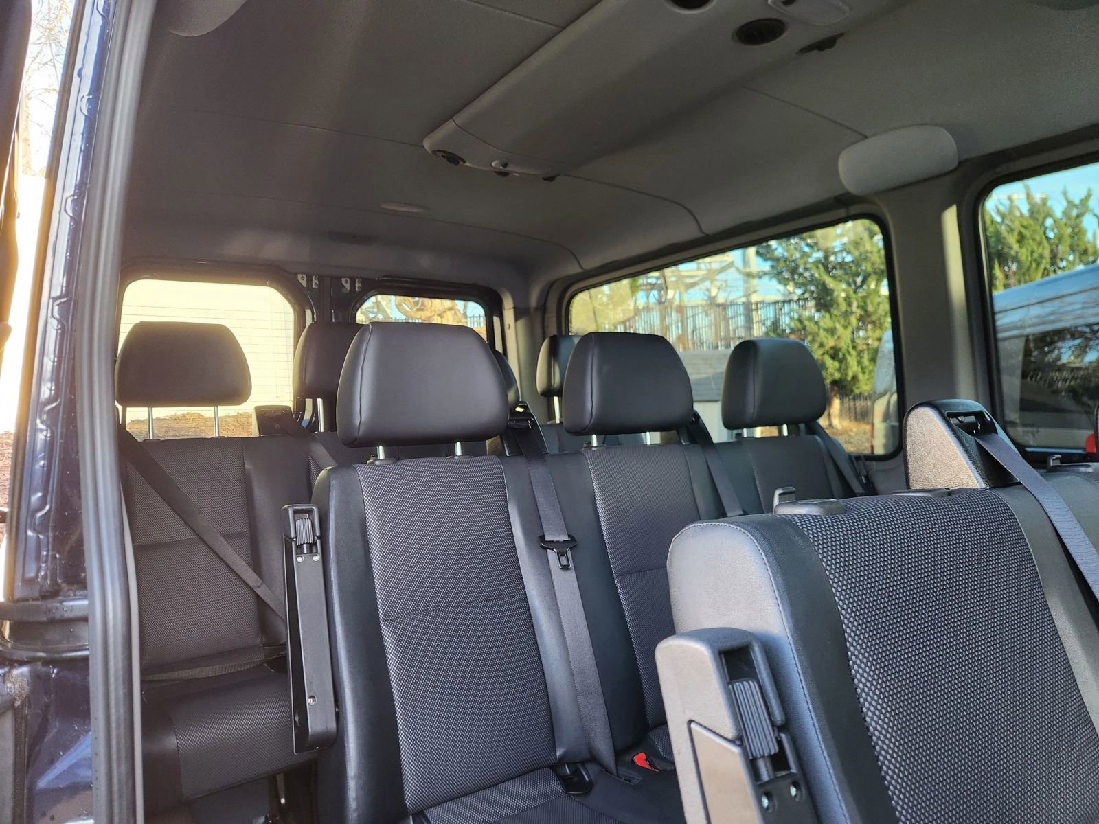 Used 2016 Mercedes-Benz Sprinter 2500 image 10