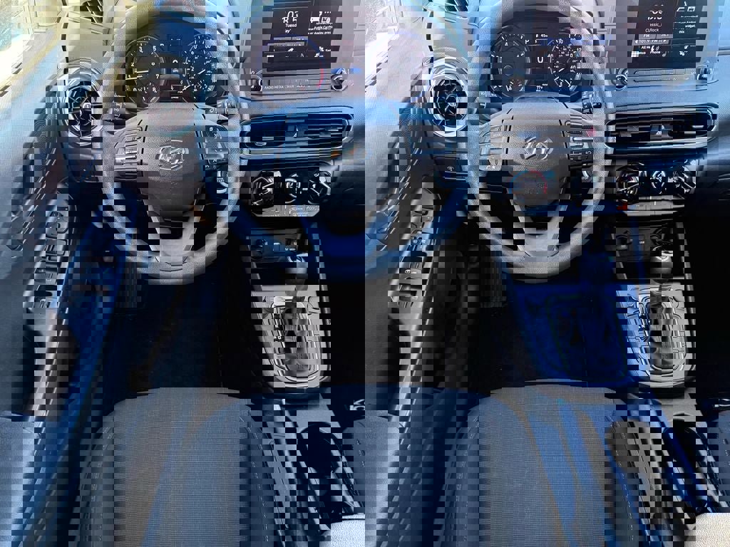 Used 2022 Hyundai Kona SEL w/ Cargo Package image 16