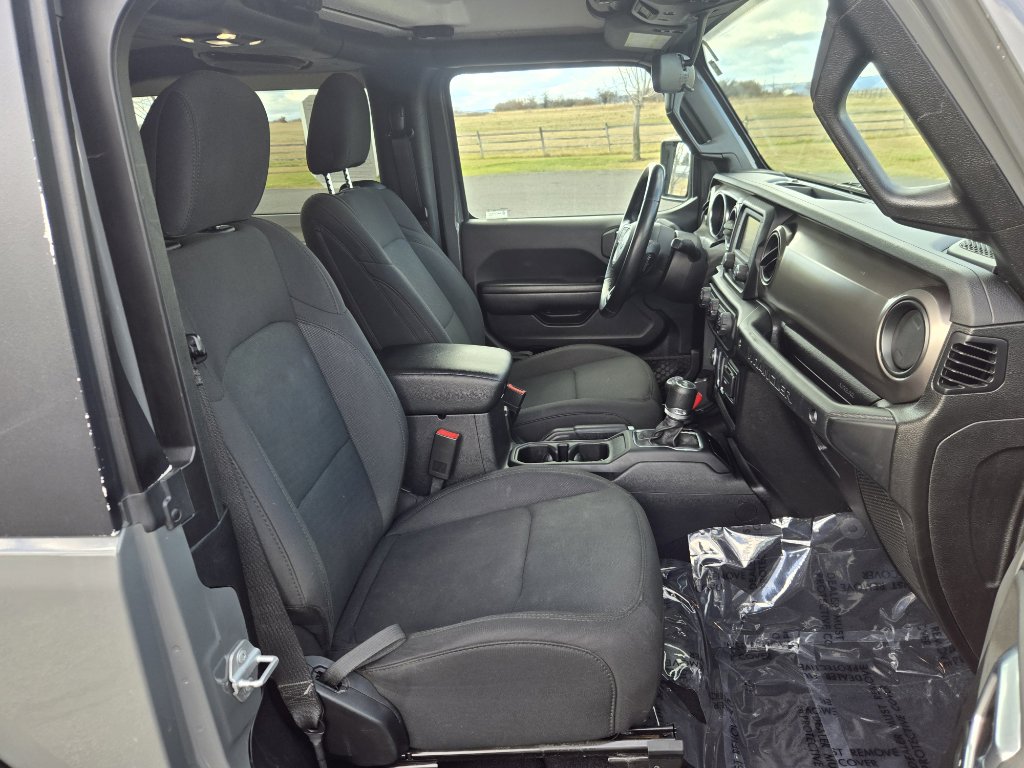 Used 2020 Jeep Wrangler Sport image 23