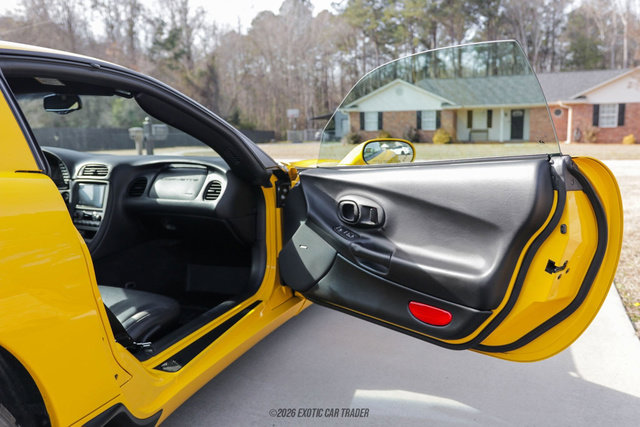 Used 2003 Chevrolet Corvette Z06 w/ Memory Package, 3 Drivers RWD image 16