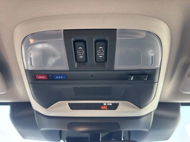 Certified 2025 Subaru Crosstrek 2.0i Premium AWD/4WD image 16