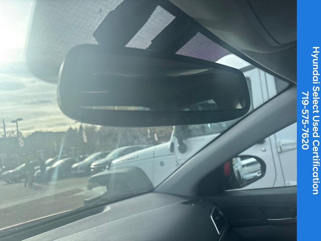 Used 2017 Hyundai Elantra Value Edition w/ Cargo Package image 33