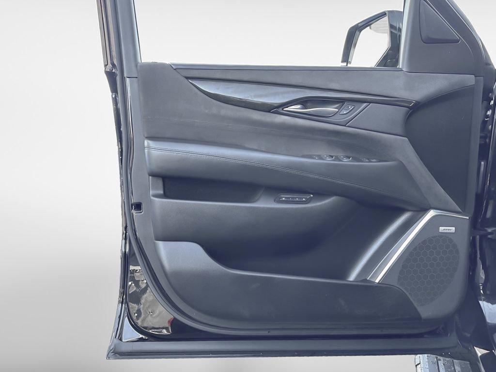 Used 2017 Cadillac Escalade ESV Platinum image 14