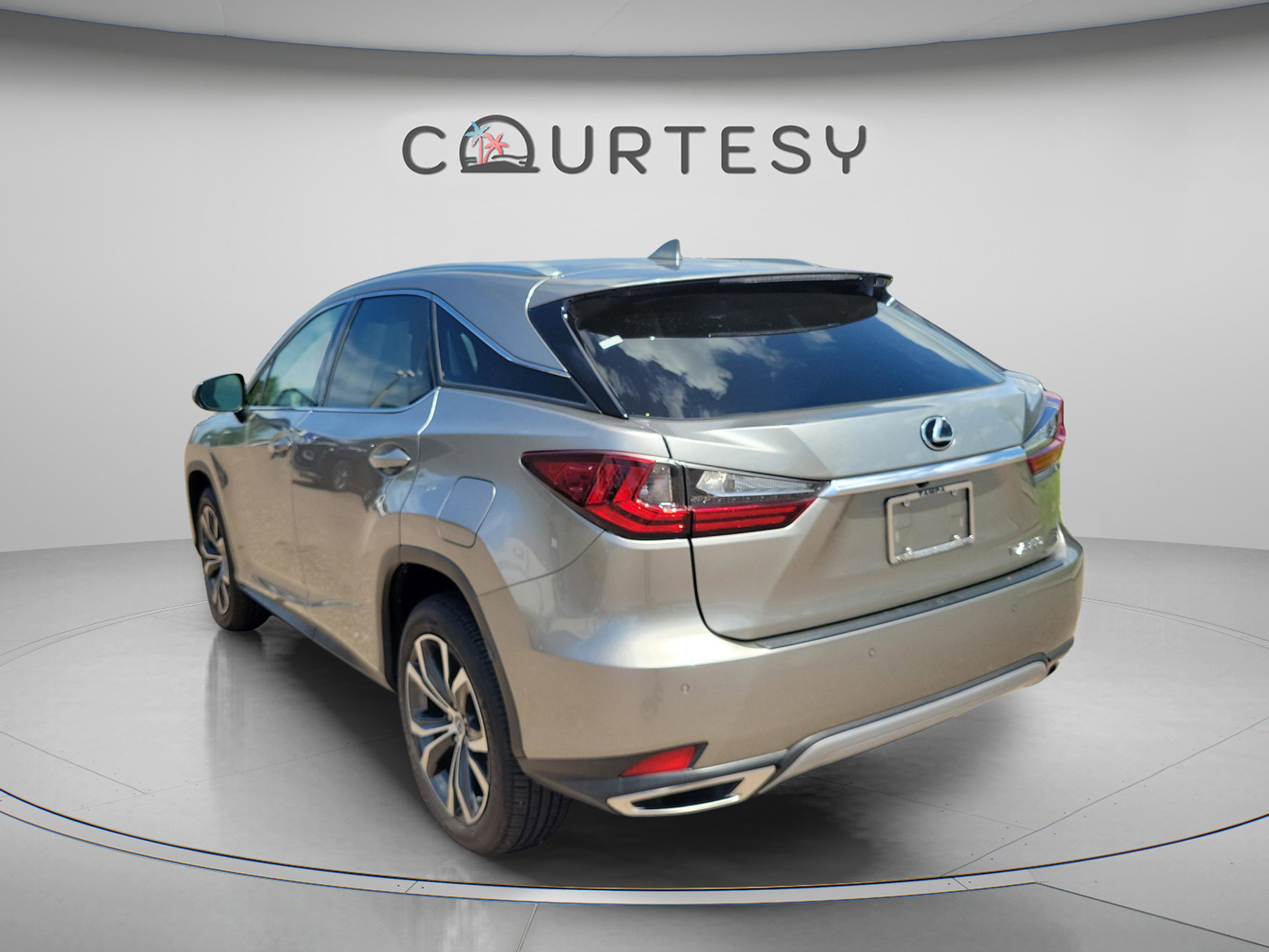Used 2020 Lexus RX 350 FWD w/ Premium Package image 2