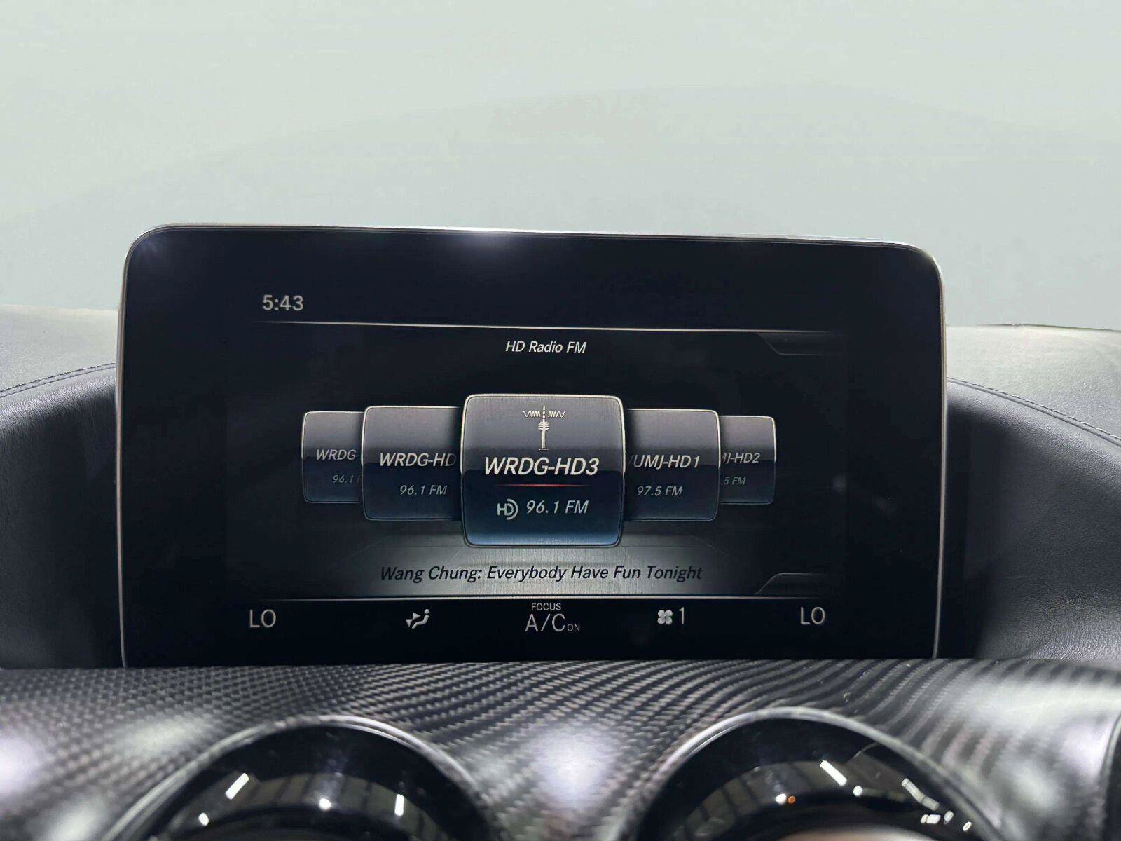 Used 2016 Mercedes-Benz AMG GT S image 32
