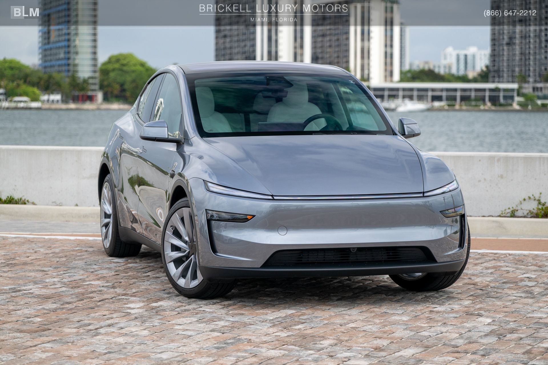 Used 2026 Tesla Model Y Long Range AWD/4WD image 2