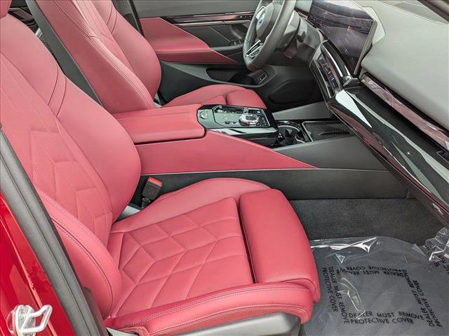 Used 2025 BMW i5 xDrive40 w/ Executive Package image 22