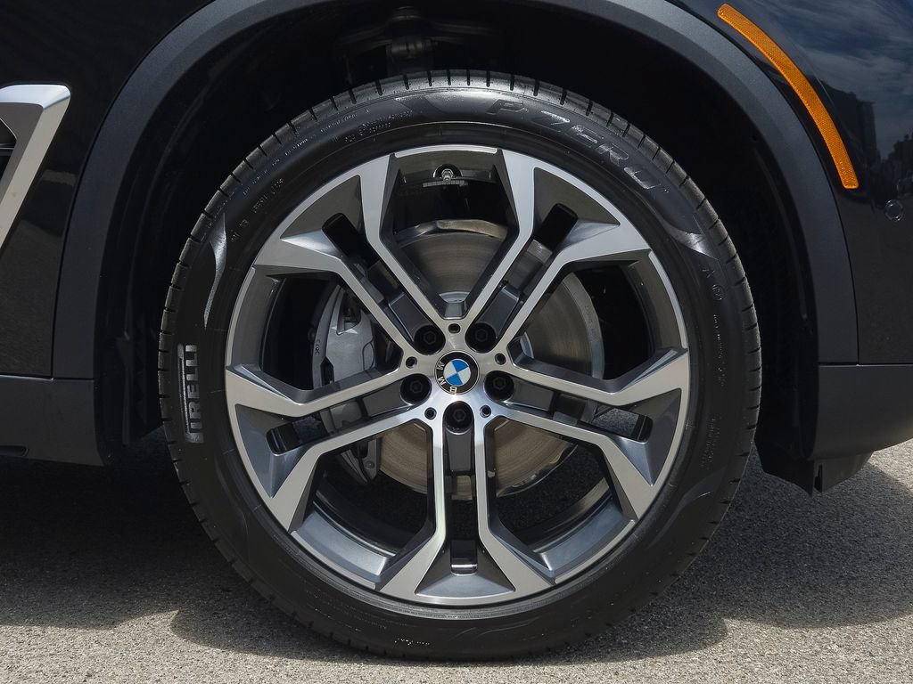 New 2026 BMW X5 xDrive40i AWD/4WD image 4