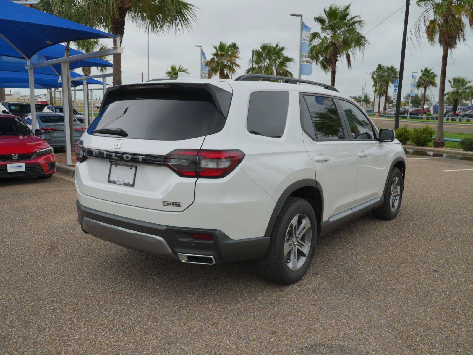 Used 2026 Honda Pilot EX-L image 10